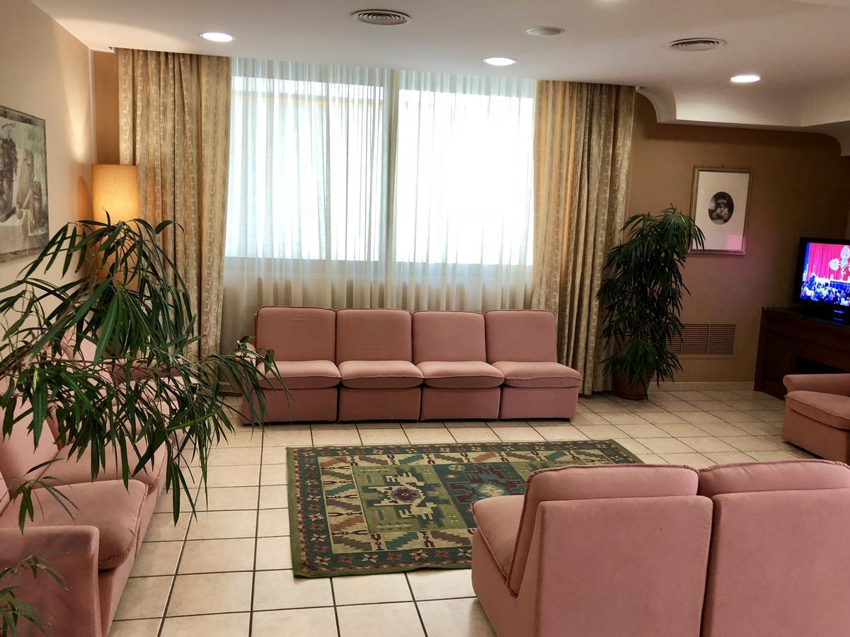 Hotel Sollievo - San Gennaro Σαν Τζιοβάνι Ροτόντο Εξωτερικό φωτογραφία