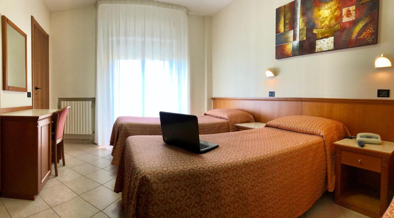 Hotel Sollievo - San Gennaro Σαν Τζιοβάνι Ροτόντο Εξωτερικό φωτογραφία